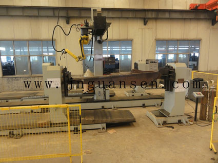 挖掘機(jī)斗桿機(jī)器人焊接工作站-濟(jì)南冠森自動化設(shè)備有限公司